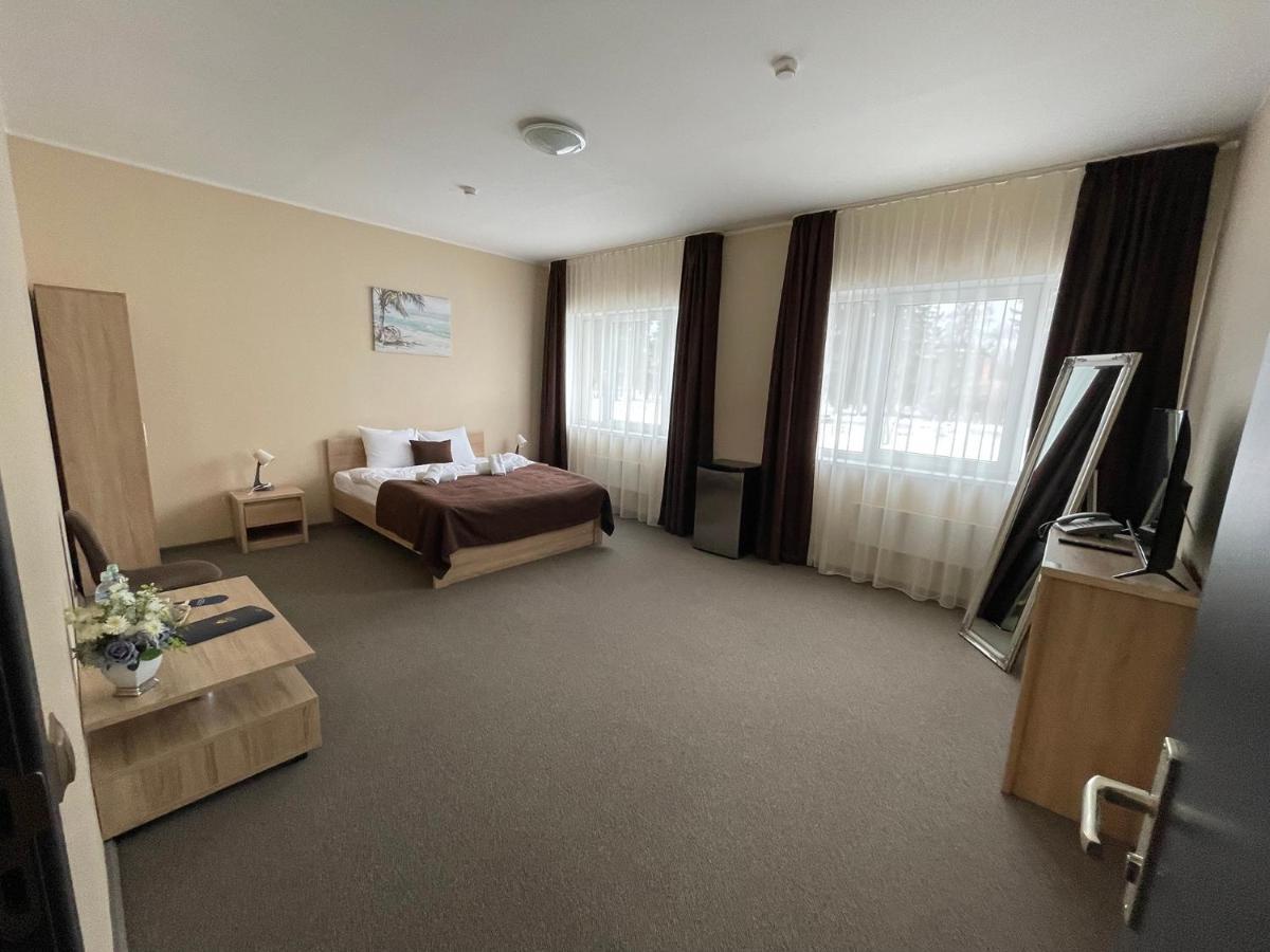 Vilarhotel Aizkraukle ภายนอก รูปภาพ